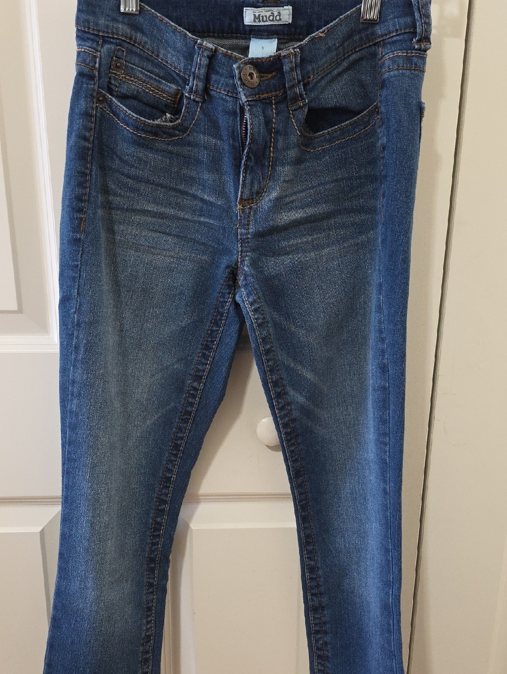 Mudd Women's Skinny Jeans in Medium Blue Wash